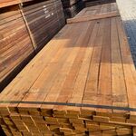 Ca. 102x Guyana Teak Planken Fijnbezaagd, 31x80mm, lengte 430cm
